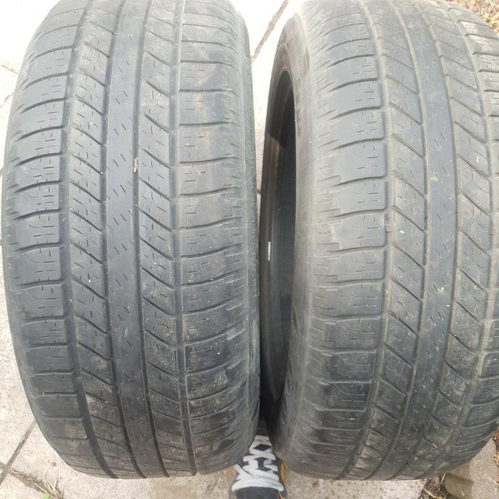 2 banden voor een goed jaar 255/55/19 40 euro, Auto diversen, Autosport-onderdelen, Gebruikt, Ophalen