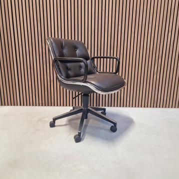 Knoll Pollock executive chair beschikbaar voor biedingen