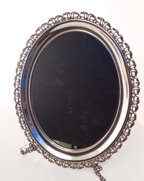 Grote spiegel met staander, massief zilveren spiegel Italië, Huis en Inrichting, Woonaccessoires | Spiegels, Gebruikt, Minder dan 50 cm