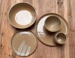 Volledig keramiek servies 6 personen, Huis en Inrichting, Ophalen, Keramiek, Bord(en)