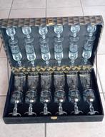 Glazen set vintage in koffer 24-delig, Antiek en Kunst, Ophalen