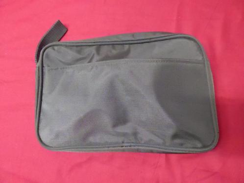 trousse de toilette kaki armée belge - ABL, Verzamelen, Militaria | Algemeen, Landmacht, Kleding of Schoenen, Ophalen of Verzenden