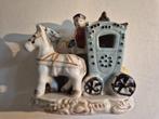 calèche ancienne en porcelaine avec cheval, XIXe SIÈCLE, Enlèvement ou Envoi