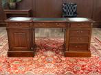 Klassiek Engels bureau #502, Ophalen of Verzenden, Zo goed als nieuw, Bureau