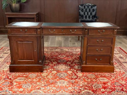 Klassiek Engels bureau #502, Huis en Inrichting, Bureaus, Zo goed als nieuw, Bureau, Ophalen of Verzenden
