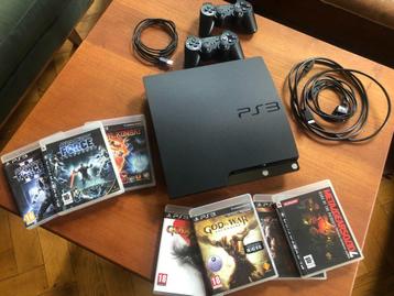 PlayStation 3 met 2 controllers en 7 games beschikbaar voor biedingen