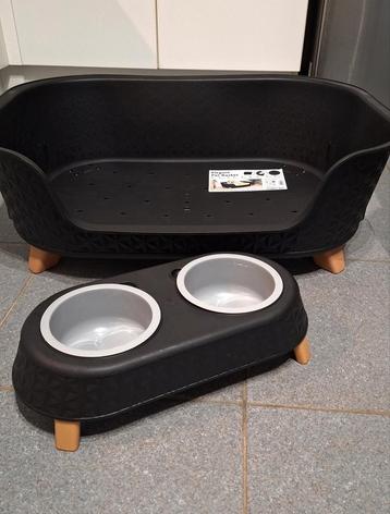 NIEUW HONDENMAND OP POOTJES + NIEUWE VOEDERBAK
 beschikbaar voor biedingen