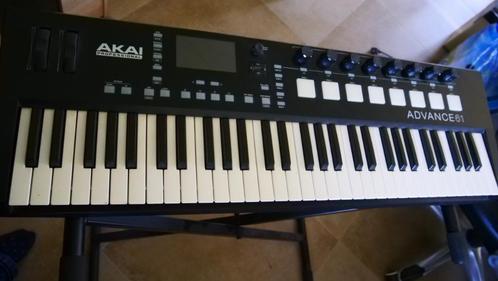 AKAI Advance Pro 61, Muziek en Instrumenten, Midi-apparatuur, Zo goed als nieuw, Ophalen