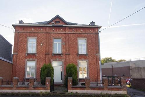 Appartement à Mont-Sur-Marchienne, 2 chambres, Immo, Huizen te huur, Appartement, F