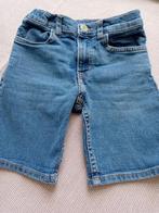 korte jeansbroek en lichtgrijze short - maat 116 - 6 jr, Gebruikt, Jongen of Meisje, Onbekend, Ophalen