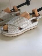 Comfortable merk sandalen mt 40, Vêtements | Femmes, Chaussures, Enlèvement ou Envoi, Comme neuf, Luca grossi, Blanc