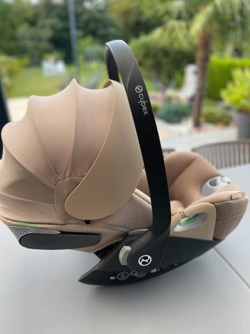 Cybex Cosy Beige Baby Cloud T i-Size Plus autostoeltje beschikbaar voor biedingen