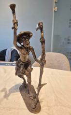 Bûcheron africain en bronze, Enlèvement, Bronze