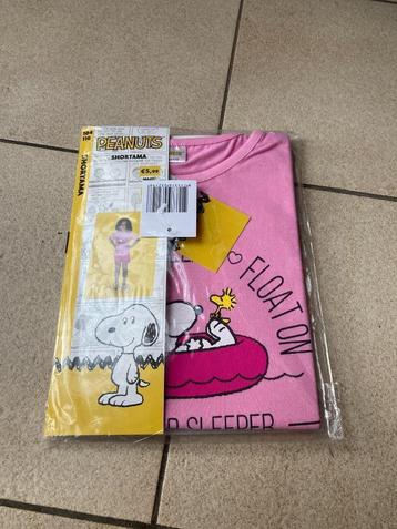 Nieuwe roze pyjama - Peanuts - Maat 116 / 122