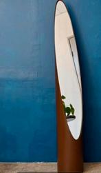 Lipstick Roger Lecal. Années 1970, Antiek en Kunst, Antiek | Spiegels, Ophalen, Ovaal, Minder dan 50 cm, 150 tot 200 cm