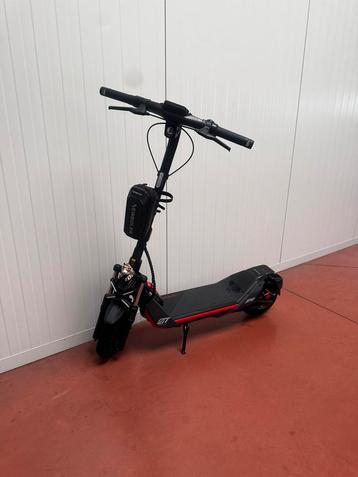Segway ninebot zt3 pro beschikbaar voor biedingen