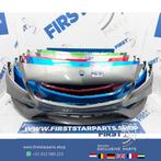 W176 VOORBUMPER Facelift AMG bumper 2013-2019 ROOD WIT ZWART, Gebruikt, Voor, Mercedes-Benz, Ophalen of Verzenden