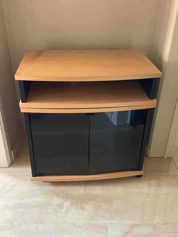 draaibaar tv meubel  beschikbaar voor biedingen