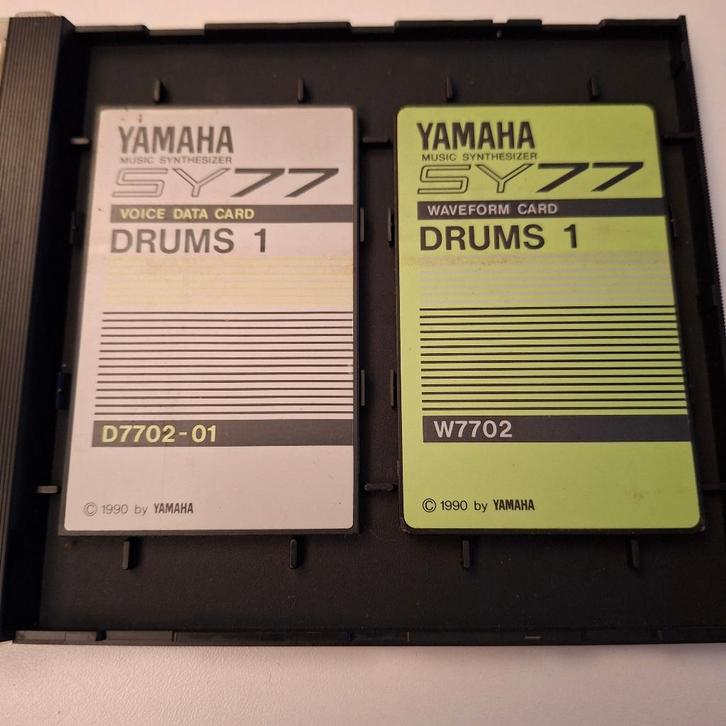 Kit de cartes son Yamaha SY77 TG77 DRUMS 1 / BRASS SECTION, Musique & Instruments, Claviers, Comme neuf, Yamaha, Enlèvement ou Envoi