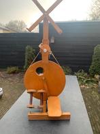 ROUET S 10 AVEC MOULIN À LAINE, Enlèvement ou Envoi, Comme neuf, Rouet