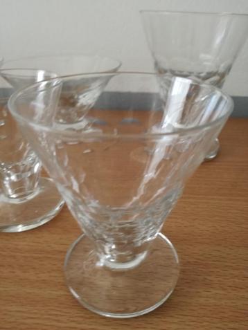 Verres. Service à verres anciens. beschikbaar voor biedingen