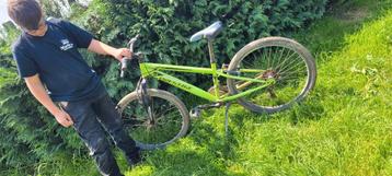 Mountainbike/cross fiets beschikbaar voor biedingen