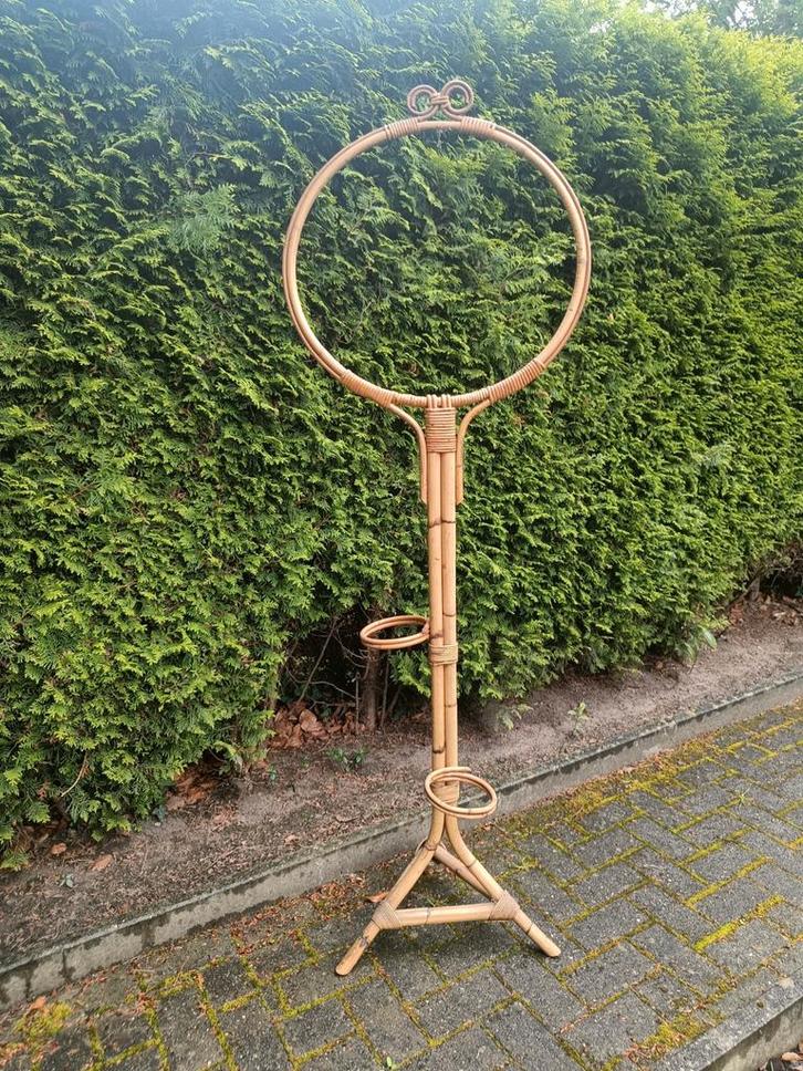Vintage rotan plantenhouder jaren 60, Tuin en Terras, Tuinmeubel-accessoires, Gebruikt, Ophalen