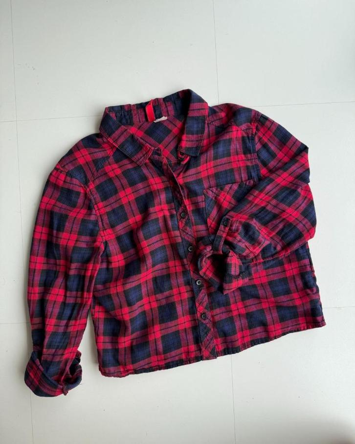 Cropped rood geruit hemd (H&M - 36), Kleding | Dames, Blouses en Tunieken, Zo goed als nieuw, Maat 36 (S), Rood, Ophalen of Verzenden