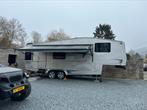 Semi-Amerikaanse koets Domani, Caravans en Kamperen, Mobilhomes, Particulier, 8 meter en meer