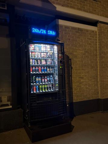 Distributeur de snack et boisson palma h 87 beschikbaar voor biedingen