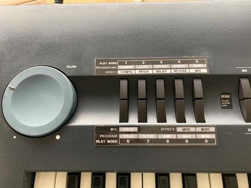 ALESIS QUADRASYNTH PLUS, Muziek en Instrumenten, Synthesizers, 76 toetsen, Ophalen of Verzenden