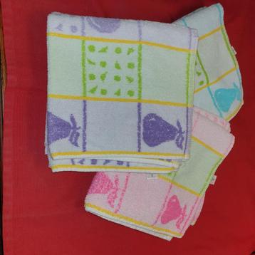 6 NIEUWE VIERKANTE SPONSEN KEUKENHANDDOEKEN 3 KLEUREN beschikbaar voor biedingen