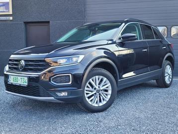 VW T-Roc 1.0Tsi Style FULL LED/CARPLAY/16INCH... beschikbaar voor biedingen