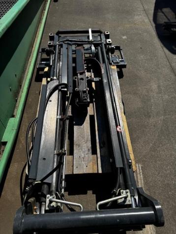 TRIPLEMAST STILL 2 TON beschikbaar voor biedingen