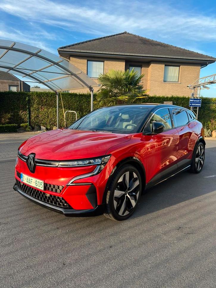 Renault megane E electric nieuwstaat!!Btw aftrekbaar, Auto's, Renault, Bedrijf, Te koop, Mégane, Elektrisch, Euro 6, Berline, 5 deurs