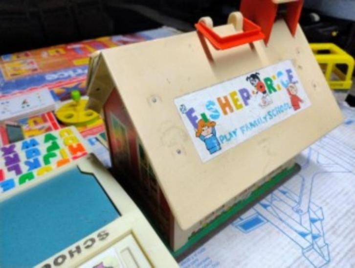Fisher Price Vintage lot schooltje met héél véél gerief bij, Kinderen en Baby's, Speelgoed | Fisher-Price, Gebruikt, Met geluid