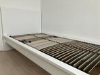Ikea Malm bed 90x200cm, Huis en Inrichting, Slaapkamer | Bedden, Ophalen, Zo goed als nieuw