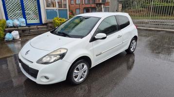 Renault Clio 1.5dci Km 183000 Euro 5B Anne 2011  beschikbaar voor biedingen