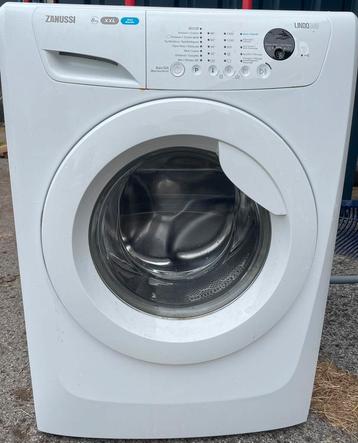 Wasmachine en droogkast beschikbaar voor biedingen