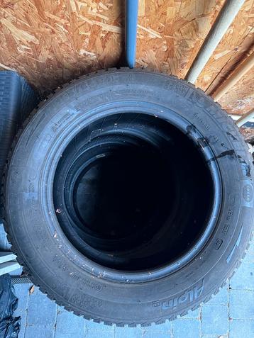 185/65/15 Winterbanden 2st Michelin 2st Goodyear beschikbaar voor biedingen