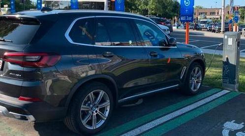 X5 4.5e 5/2023 financiële renting overname of aankoop, Auto's, BMW, Particulier, X5, Benzine, Ophalen