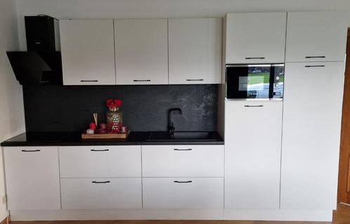 Keuken nieuw, Huis en Inrichting, Keuken | Complete keukens, Nieuw, Enkelwandige keuken, Wit, Hout, Ophalen