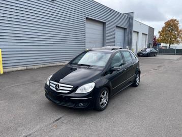 Mercedes B200 AUTOMAAT blanco gekeurd beschikbaar voor biedingen