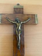 Crucifix, Antiek en Kunst, Antiek | Religieuze voorwerpen, Ophalen of Verzenden