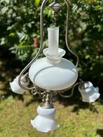 Witte luster kroonluchter, Ophalen