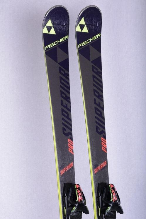 Skis FISCHER RC4 SUPERIOR PRO 175 cm, titane, noyau en bois, Sports & Fitness, Ski & Ski de fond, Utilisé, Skis, Fischer, Carving