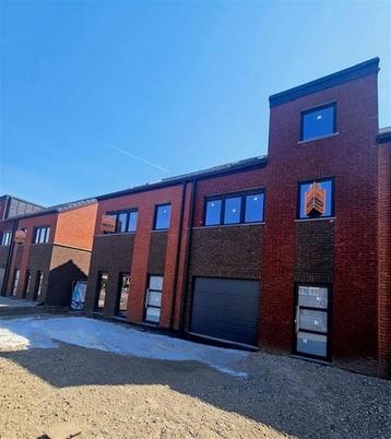 Maison te koop in Jemappes, 3 slpks beschikbaar voor biedingen