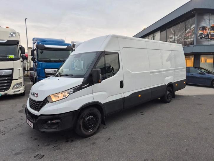 Iveco Daily 35 S 16 (bj 2020), Auto's, Bestelwagens en Lichte vracht, Bedrijf, Te koop, ABS, Airconditioning, Bluetooth, Climate control