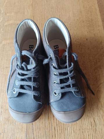 souliers enfant pointure 25 beschikbaar voor biedingen