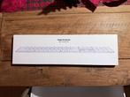 APPLE Draadloos Magic Keyboard met Touch ID, Multimediatoetsen, Azerty, Ophalen of Verzenden, Zo goed als nieuw
